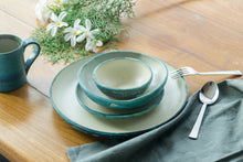 Load image into Gallery viewer, White &amp; Speckled Green Dinner set of 6 - Made to Order
