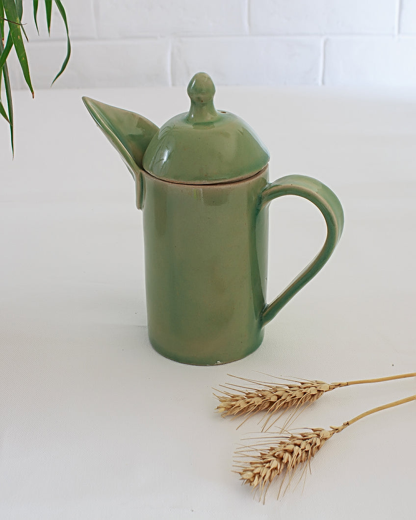 Green Leaf Pitcher with Lid