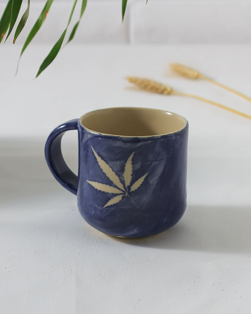 Blue Leaf Round Mugs